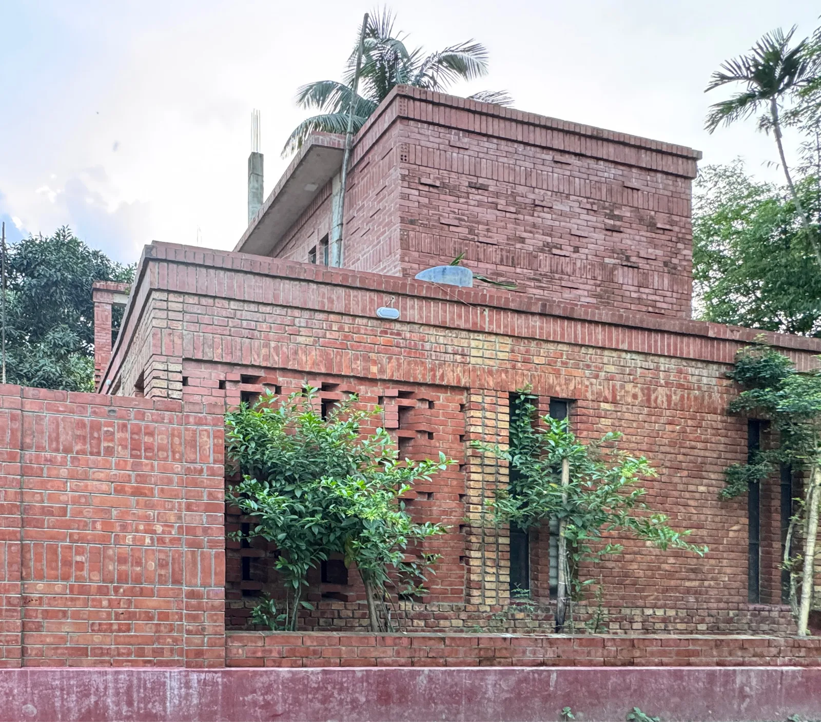 Dr. Abdul Khaleque Residence — Corner, Mymensingh, Bangladesh